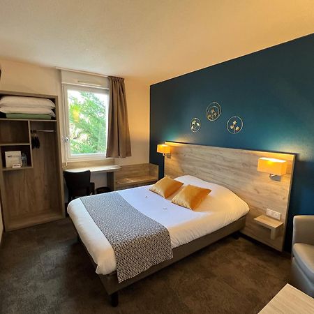 Brit Hotel Saumur Distré Eksteriør bilde
